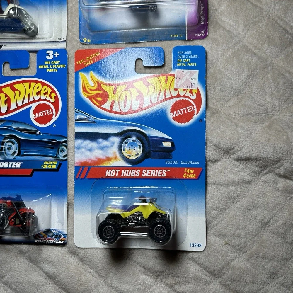 Hot Wheels Set Of 4 Cars 1:64 Diecast‎ NIB bike Plane